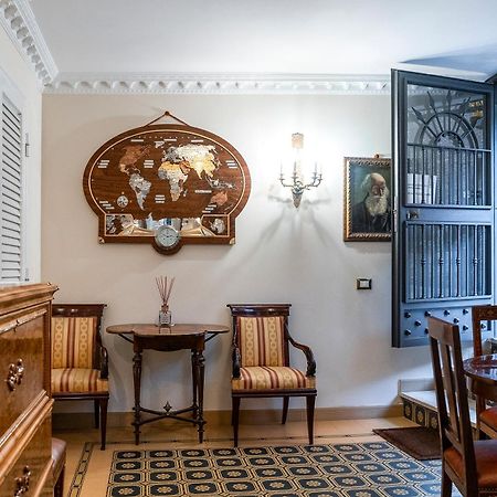 Отель Regal House Roma Capucci 6 Экстерьер фото