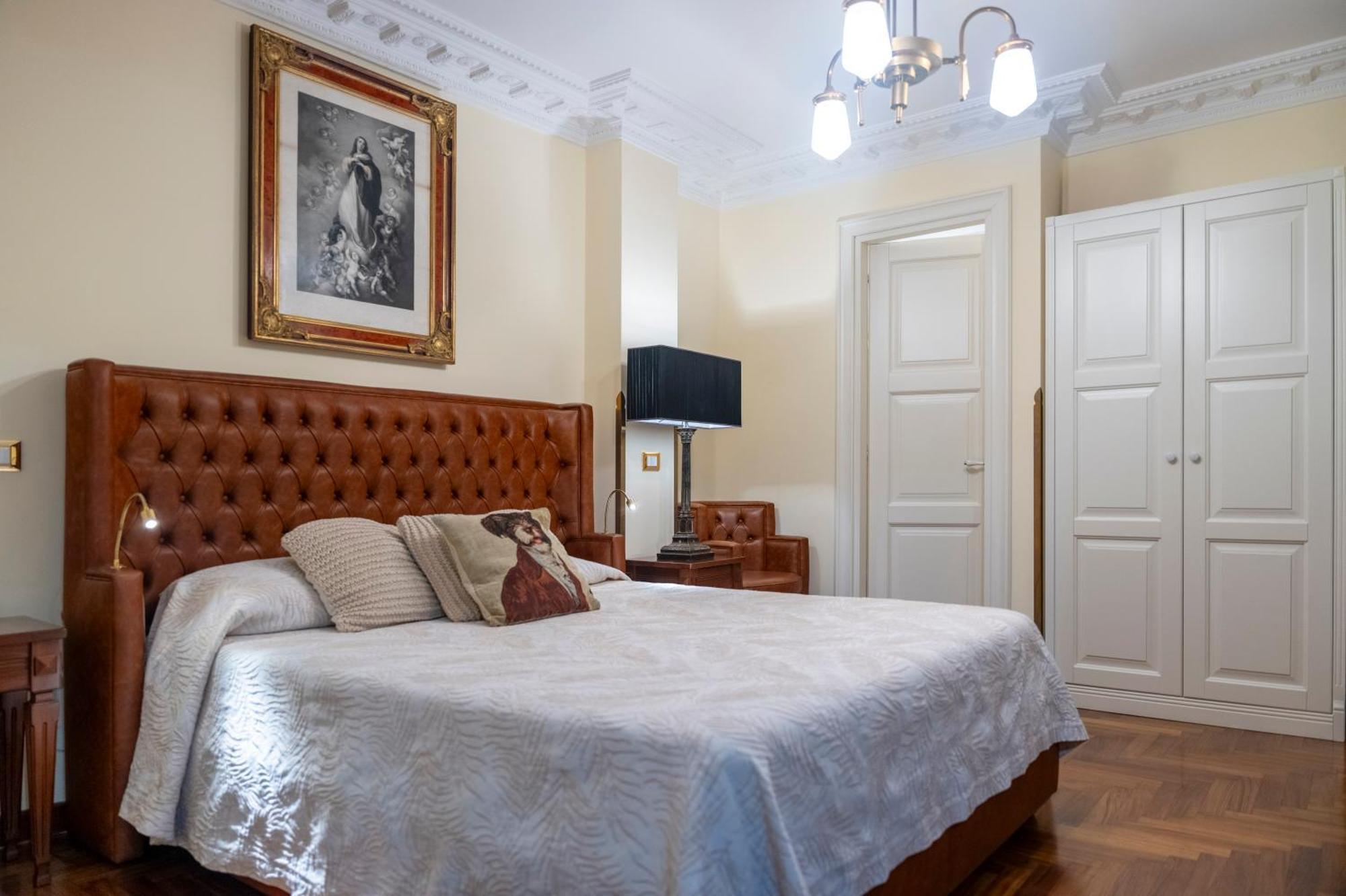 Отель Regal House Roma Capucci 6 Экстерьер фото